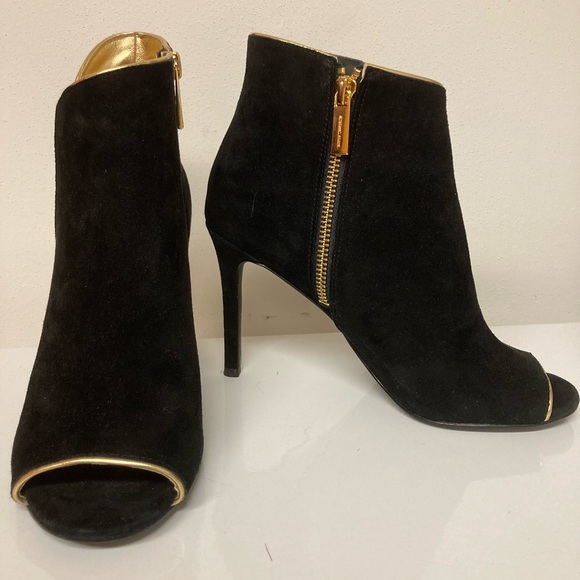 Michael Kors Stiletto Low Ankle Booties - Picture 3 of 8